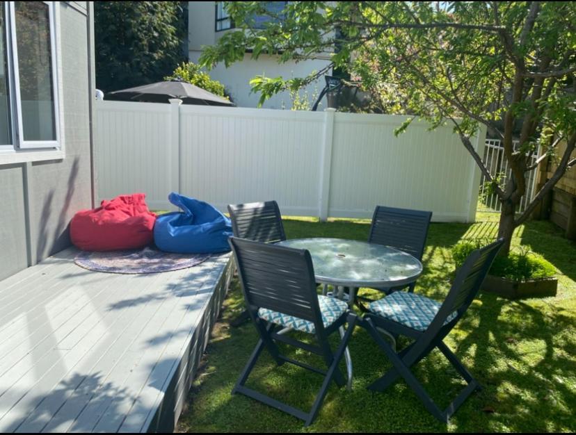Raumati Guest House Paraparaumu Buitenkant foto
